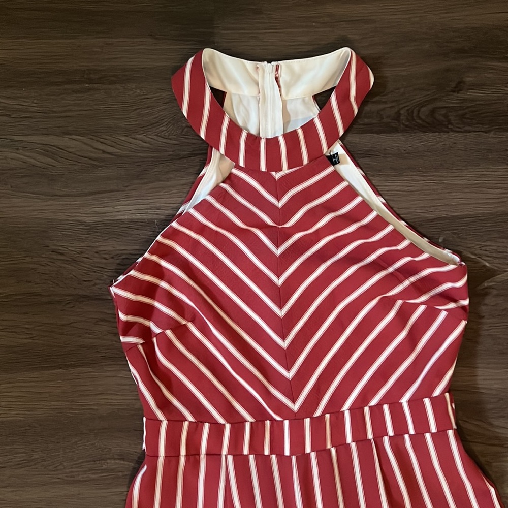 Jumpsuit - Picture 2 of 8
